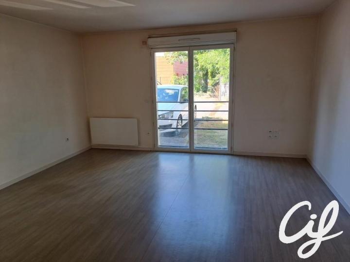 Appartement_T2_La_Roche-Sur-Yon_519-0.01B-41562.jpg